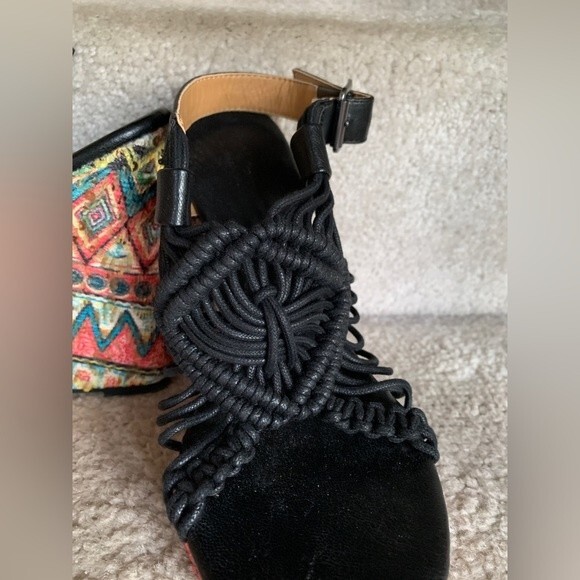 Dolce by Mojo Moxy Black Macrame Multicolor Wedge Heel Platform Sandals Size 10M - Picture 3 of 10
